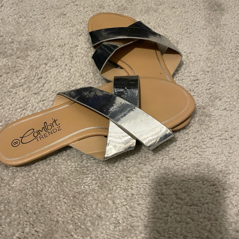 beautiful and comfortable flats sandals